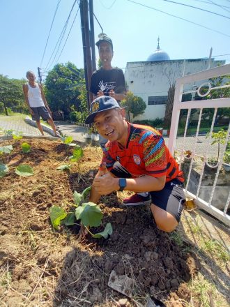 Dukung Ketahanan Pangan, RT 03 RW 07 Sampangan Gencarkan Urban Farming