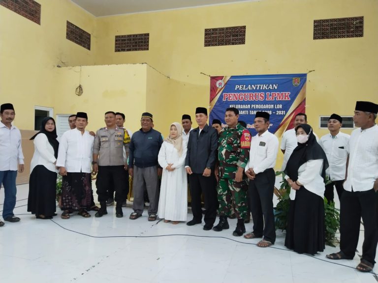 Juwari Dilantik sebagai Ketua LPMK Penggaron Lor 2026-2031