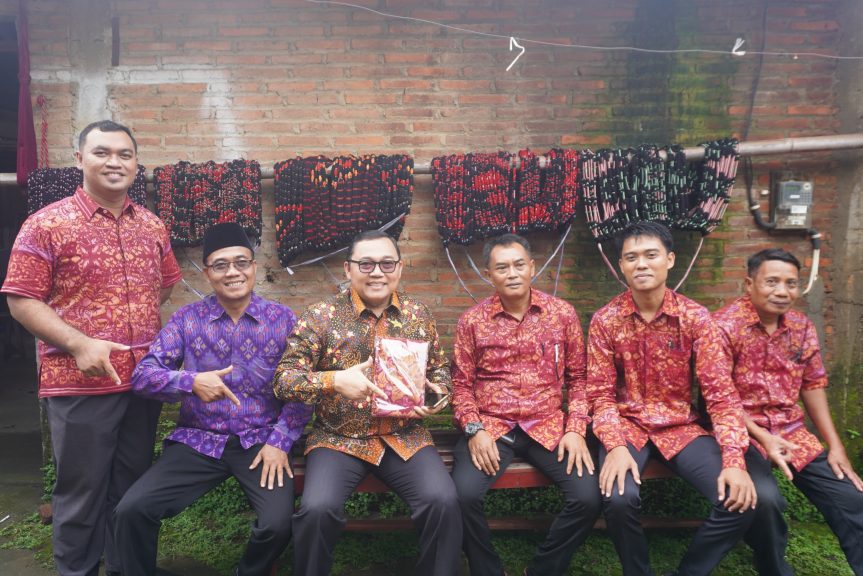 Kakanwil Kemenkum Jateng Tinjau Sentra Tenun Troso, Dorong Penguatan Ekonomi Kreatif Berbasis Indikasi Geografis