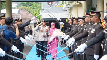 Rangkaian Sertijab Kapolrestabes Semarang Berlangsung Khidmat, Tegaskan Keberlanjutan Kinerja Polri