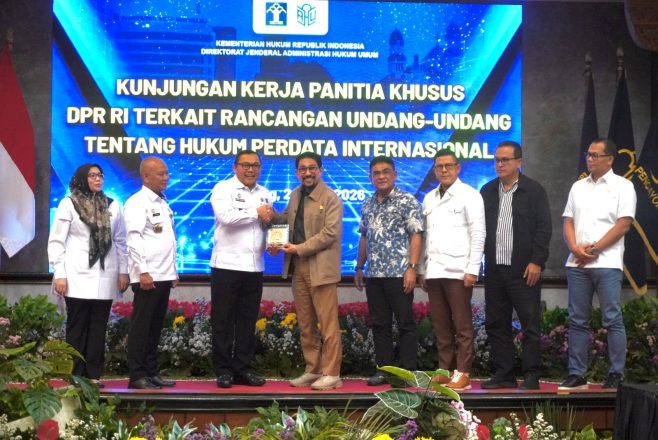 Kanwil Kemenkum Jateng Fasilitasi Diskusi Publik Pansus DPR RI Bahas RUU Hukum Perdata Internasional