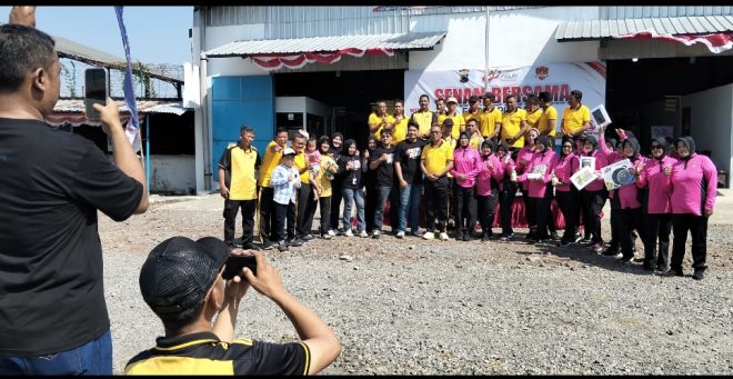HUT Polri Ke-80, Polsek Genuk Tebar Hadiah Puluhan Sepeda Gunung Usai Senam dan Santuni 130 Anak Yatim