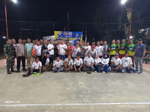 Club Wisanggeni Juara 1 Turnamen Voli LPMK Bangetayu Wetan, 16 Club Tunjukkan Semangat Sportivitas