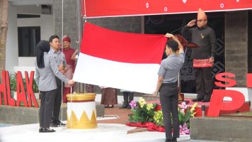 Khidmat dan Semangat Kemerdekaan, Kanwil Kemenkum Jateng Gelar Upacara HUT Ke-81 RI