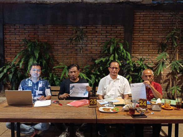 PEJUANG FAR EKO HARYANTO SOROTI PEMBANGUNAN PAKUWON PERMAI GOMBEL BANYUMANIK DIDUGA TIDAK KANTONGI AMDAL DAN IJIN LINGKUNGAN